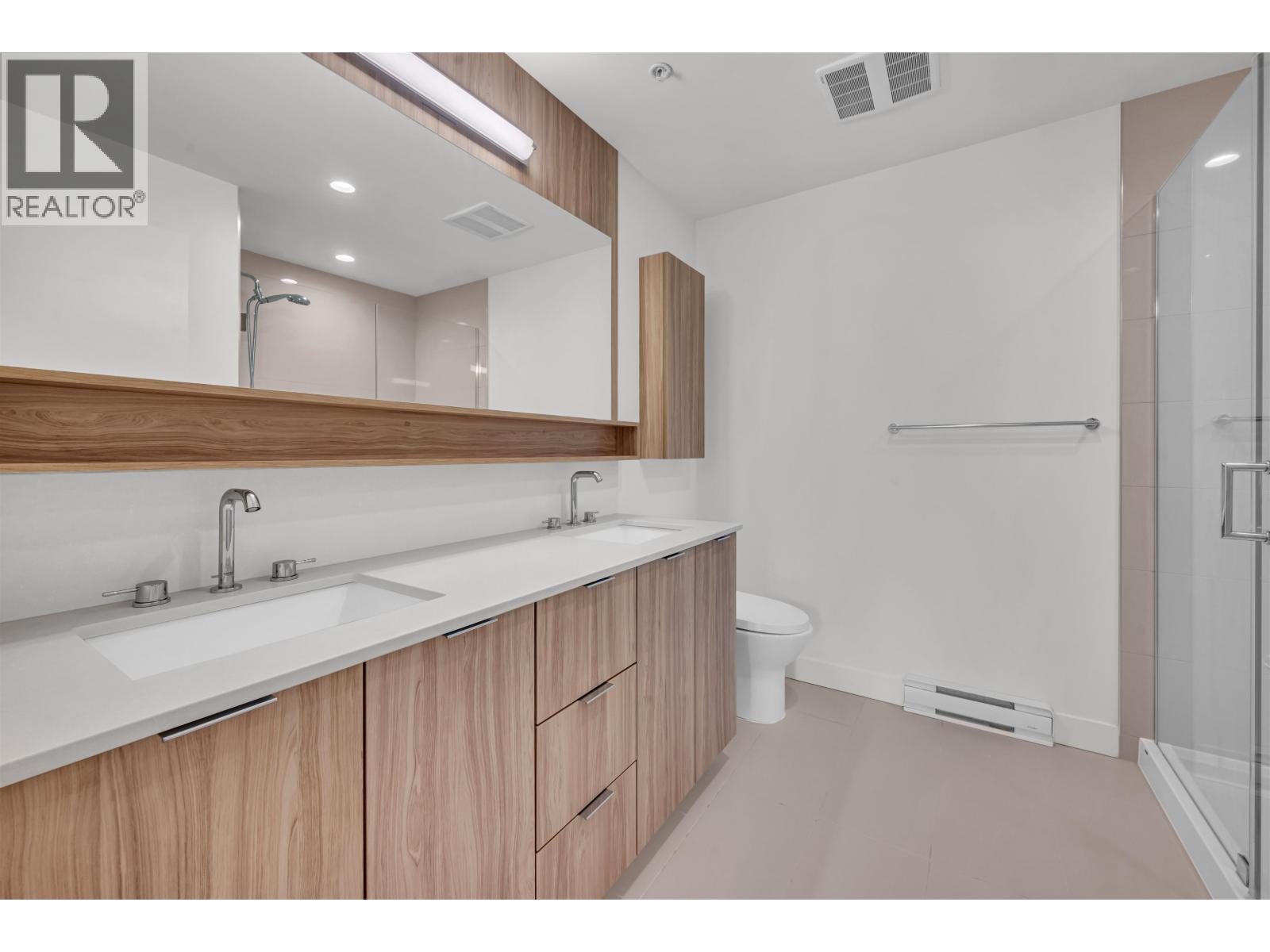 321 750 Dogwood Street, Coquitlam, British Columbia  V3J 0K6 - Photo 12 - R3112562