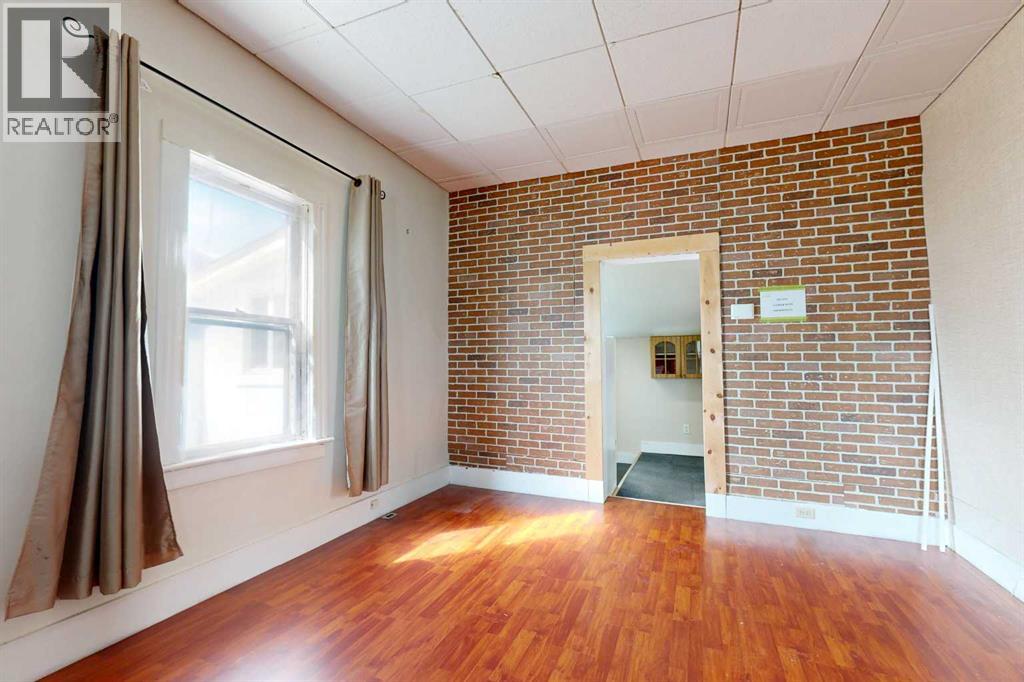 538 12c Street N, Lethbridge, Alberta  T1H 2N3 - Photo 6 - A2300777