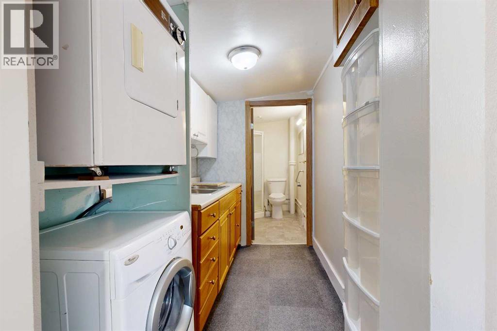 538 12c Street N, Lethbridge, Alberta  T1H 2N3 - Photo 12 - A2300777