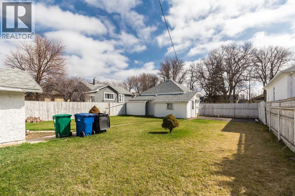 538 12c Street N, Lethbridge, Alberta  T1H 2N3 - Photo 22 - A2300777