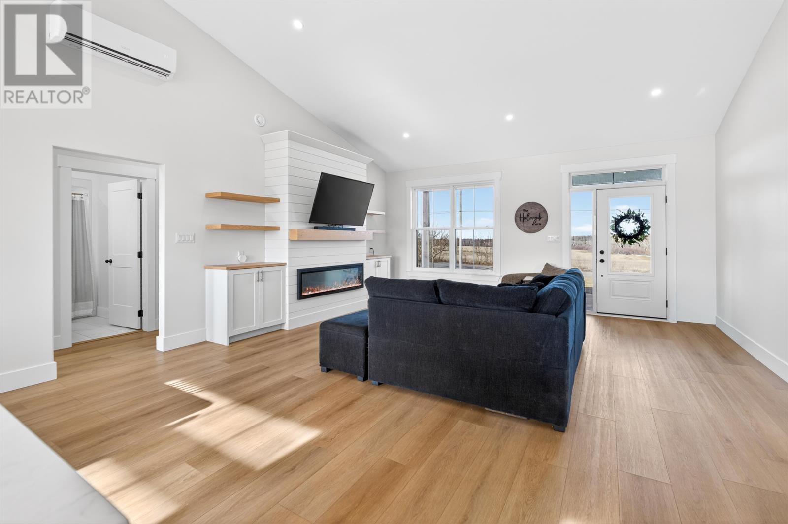 329 Macinnis Road, Winsloe North, Prince Edward Island  C1E 0R2 - Photo 13 - 202607823