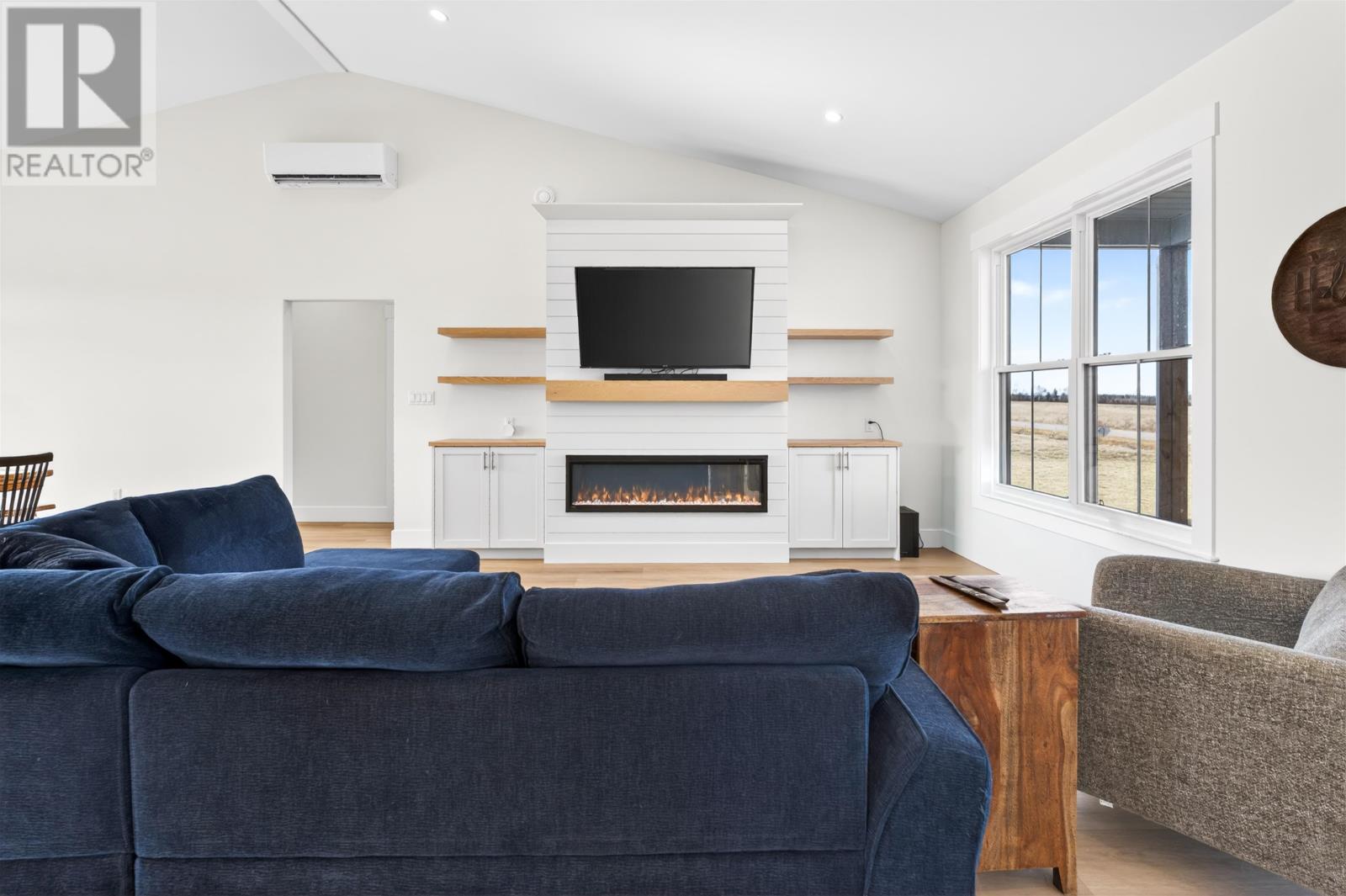 329 Macinnis Road, Winsloe North, Prince Edward Island  C1E 0R2 - Photo 12 - 202607823