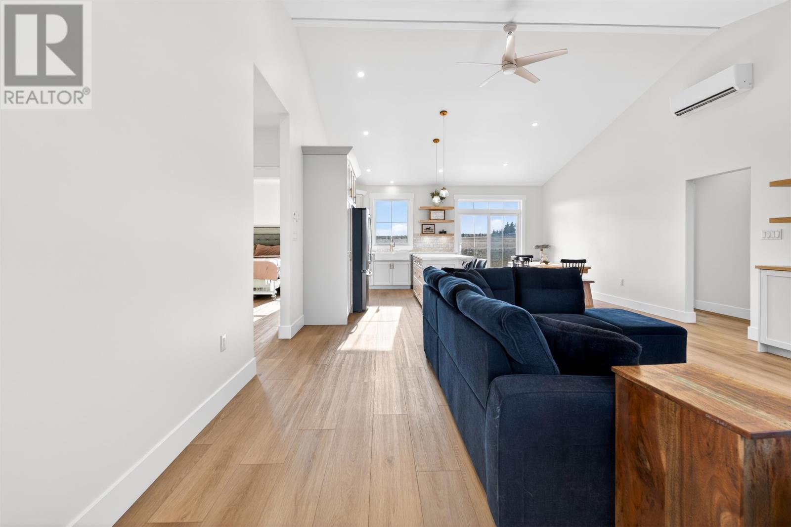 329 Macinnis Road, Winsloe North, Prince Edward Island  C1E 0R2 - Photo 16 - 202607823