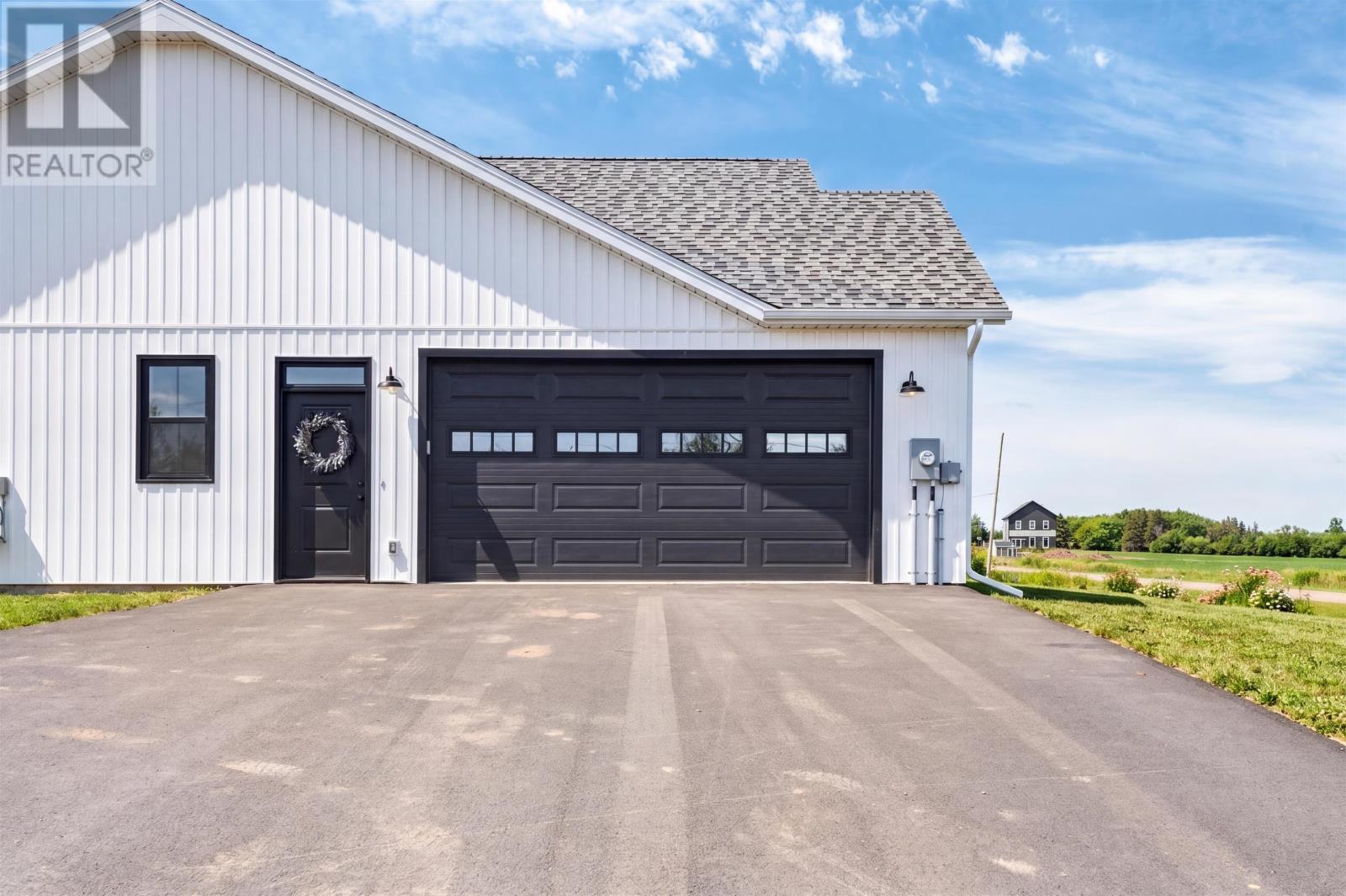 329 Macinnis Road, Winsloe North, Prince Edward Island  C1E 0R2 - Photo 9 - 202607823