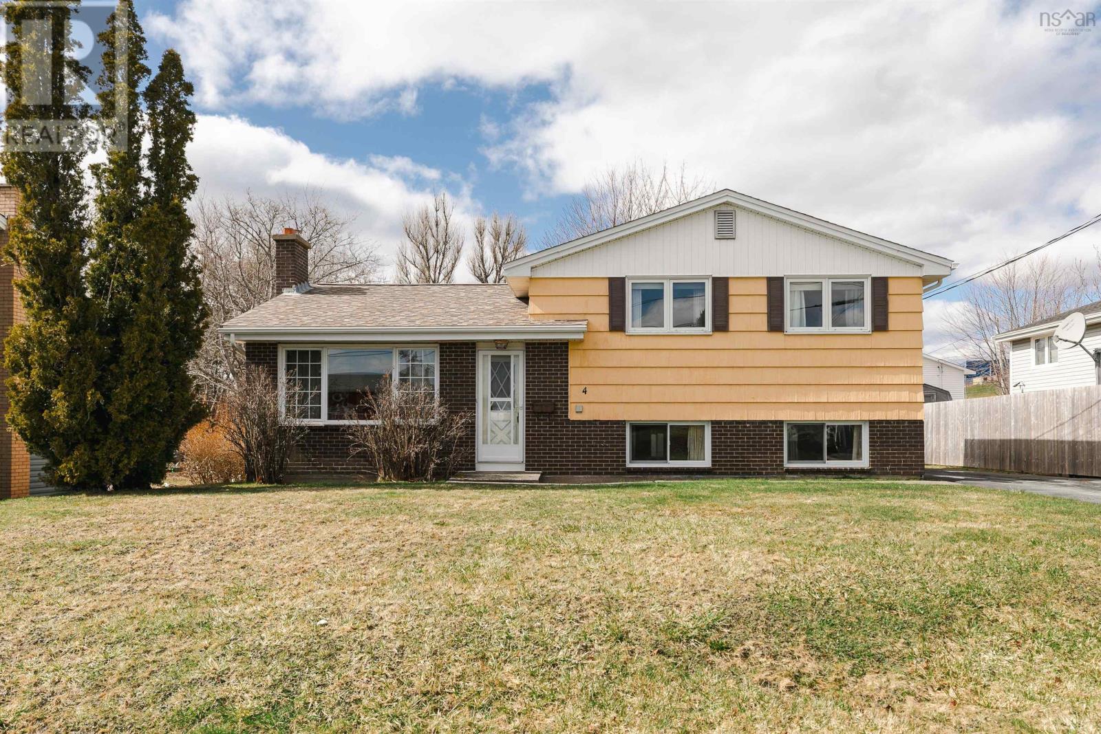 4 Shawinigan Road, Dartmouth, Nova Scotia
