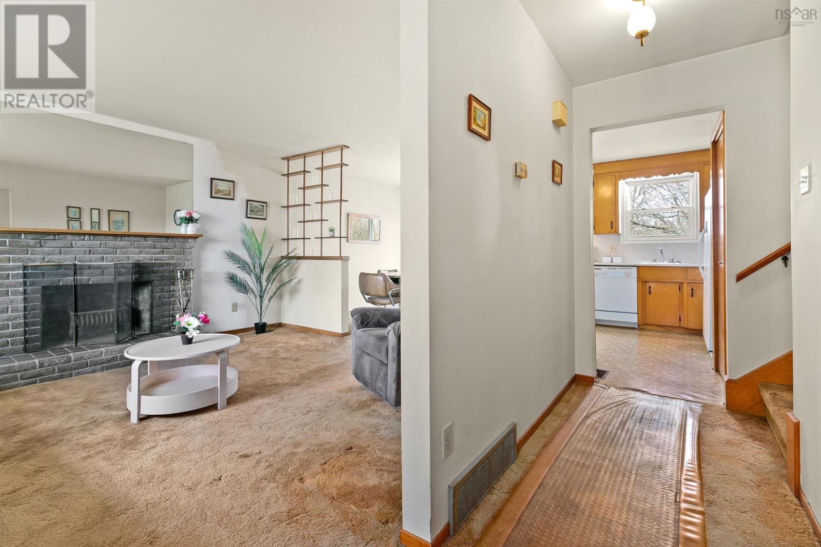 4 Shawinigan Road, Dartmouth, Nova Scotia  B2W 3A2 - Photo 6 - 202607545