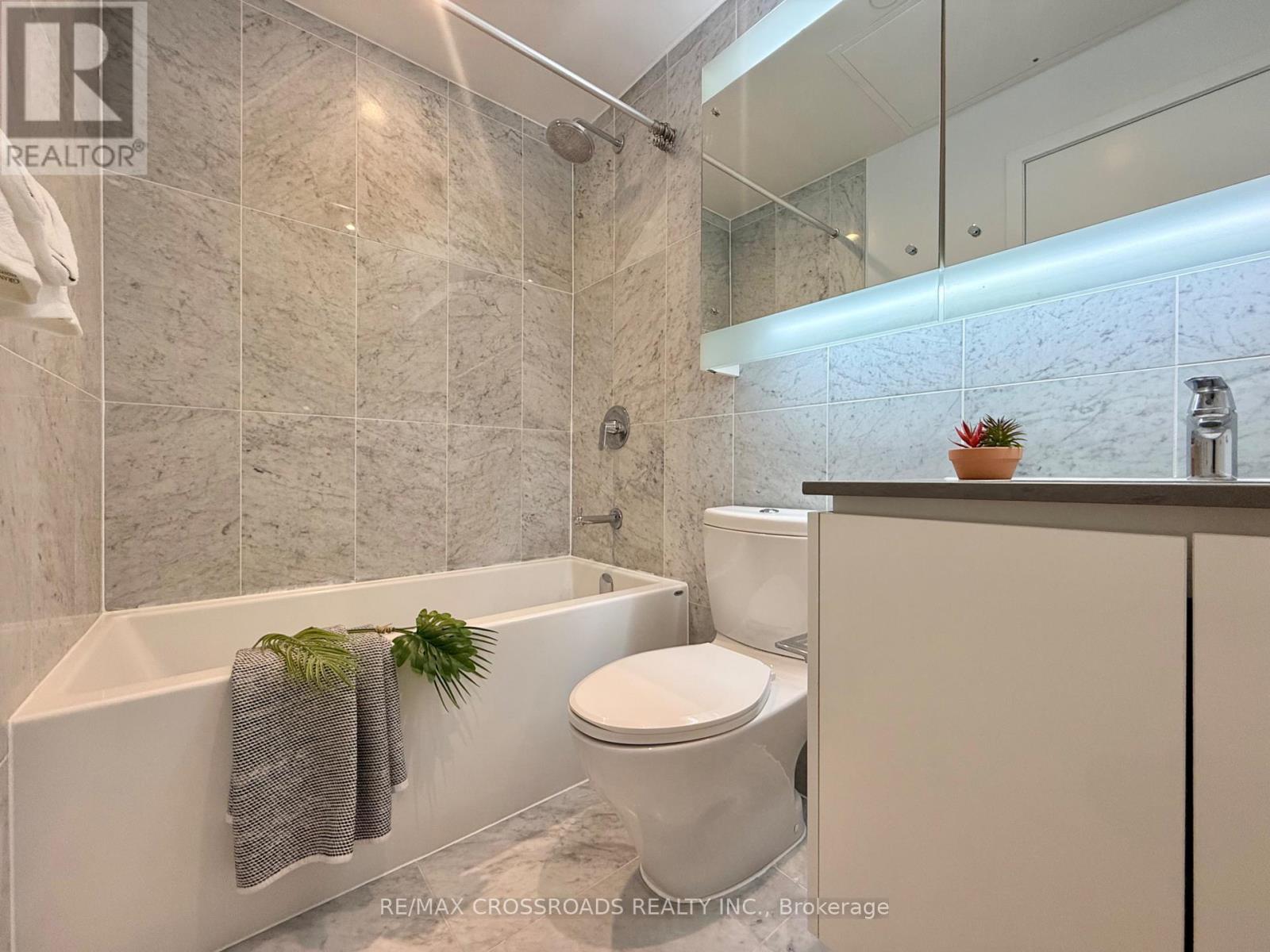 1003 - 115 Mcmahon Drive, Toronto, Ontario  M2K 0E3 - Photo 16 - C12880664