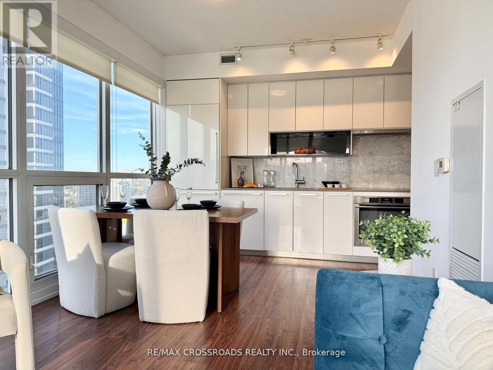 1003 - 115 Mcmahon Drive, Toronto, Ontario  M2K 0E3 - Photo 9 - C12880664