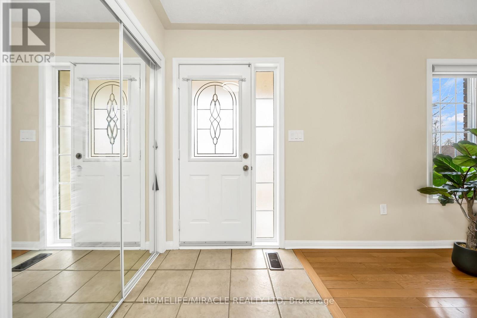 30 Orangegrove Drive, Brampton, Ontario  L7A 3N4 - Photo 10 - W13014838