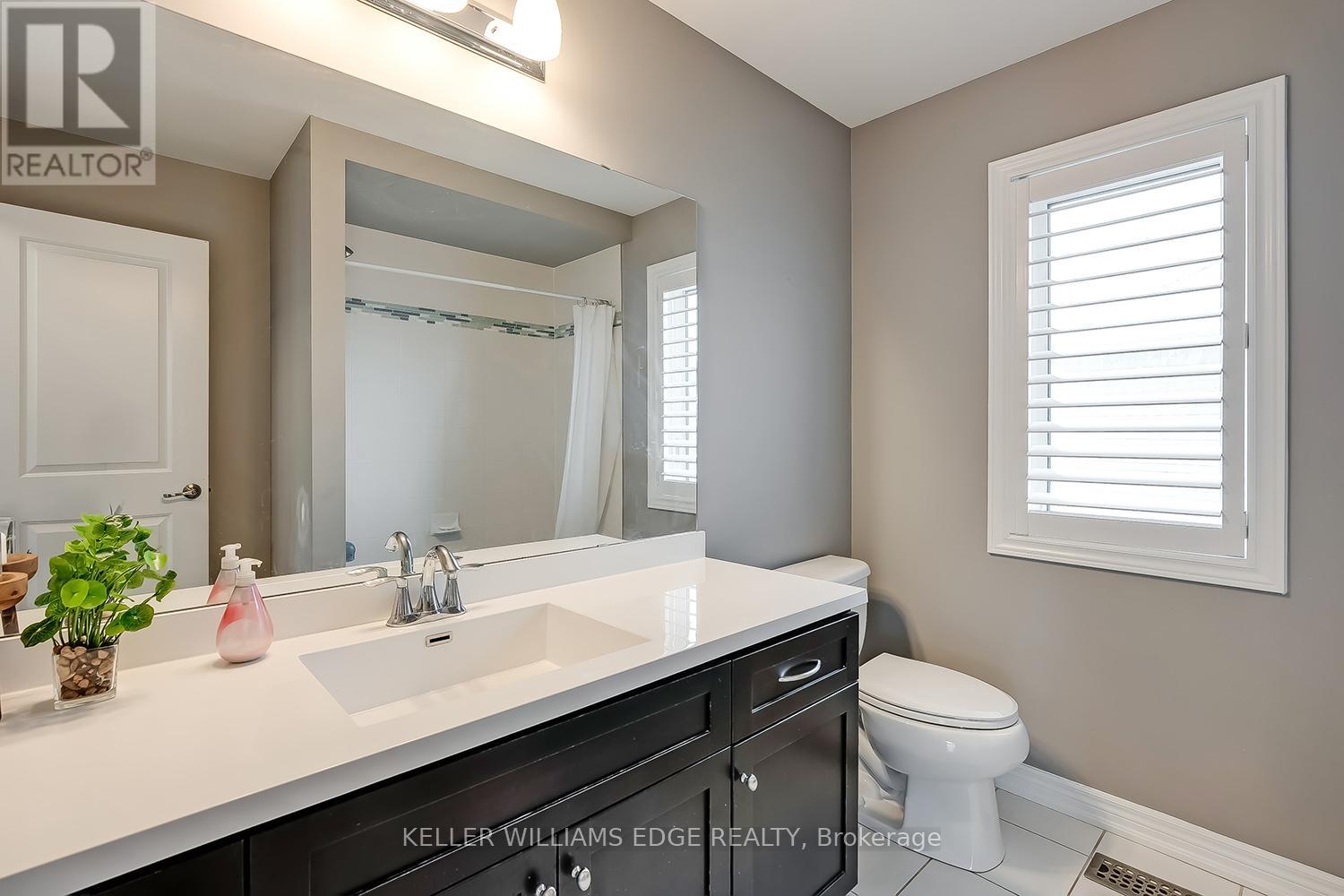 168 Echovalley Drive, Hamilton, Ontario  L8J 0H2 - Photo 36 - X12971416