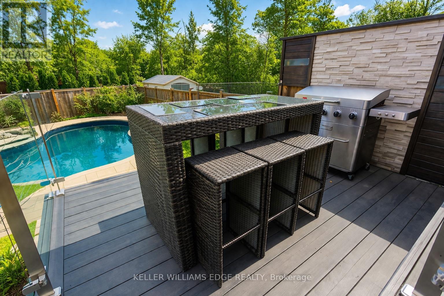 168 Echovalley Drive, Hamilton, Ontario  L8J 0H2 - Photo 9 - X12971416