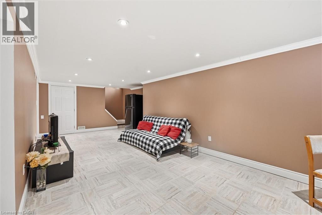 62 Terrace Drive, Dundas, Ontario  L9H 3X2 - Photo 39 - 40818537