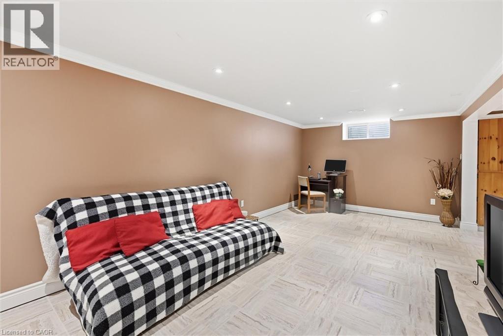 62 Terrace Drive, Dundas, Ontario  L9H 3X2 - Photo 38 - 40818537