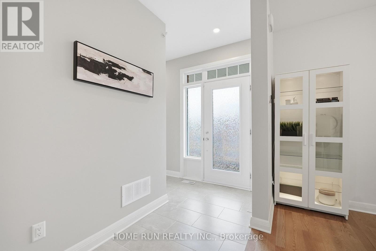 501 Hitzlay Terrace, Ottawa, Ontario  K2T 0R9 - Photo 11 - X13015496