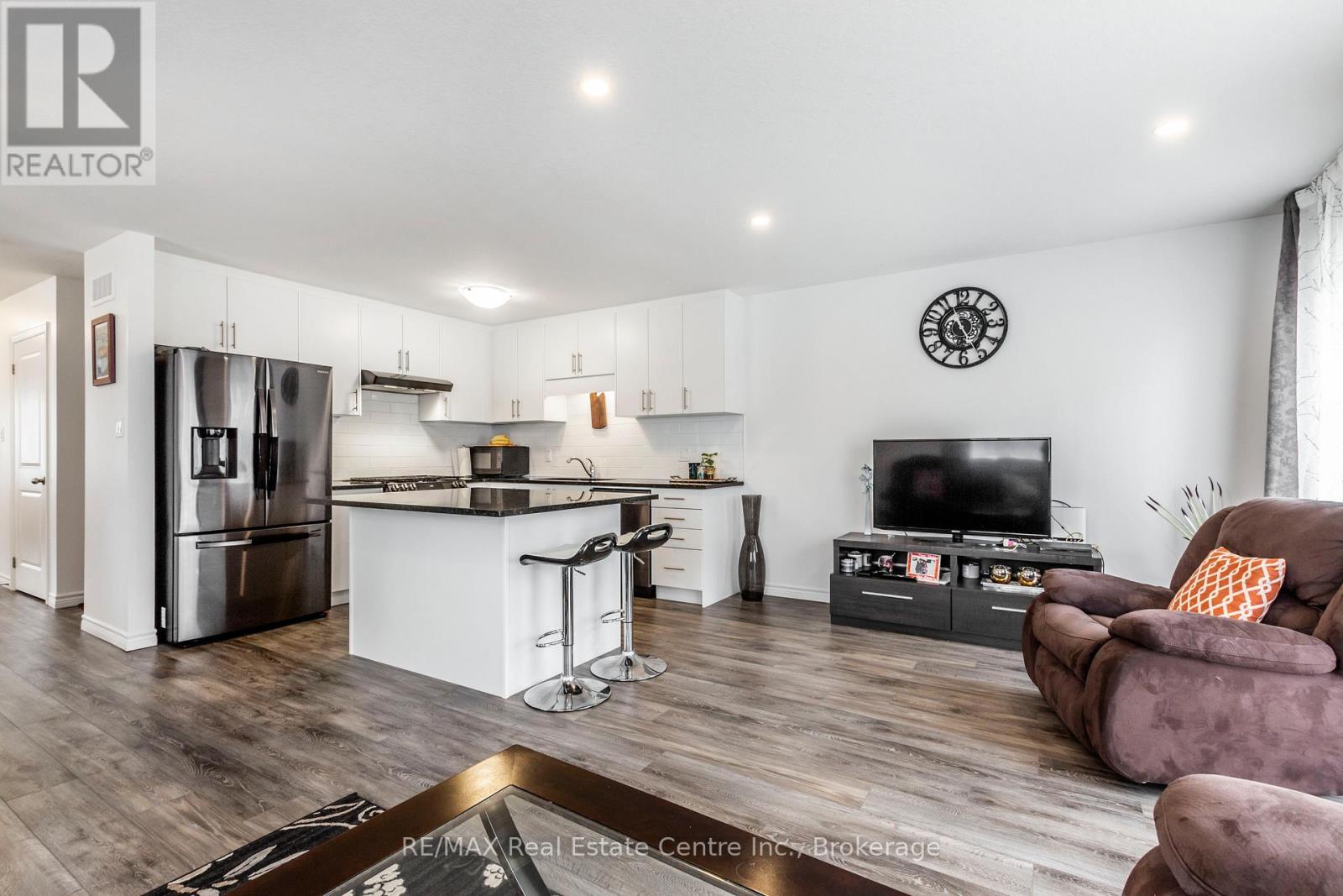 1 - 1 West Mill Street, North Dumfries, Ontario  N0B 1E0 - Photo 14 - X12958064