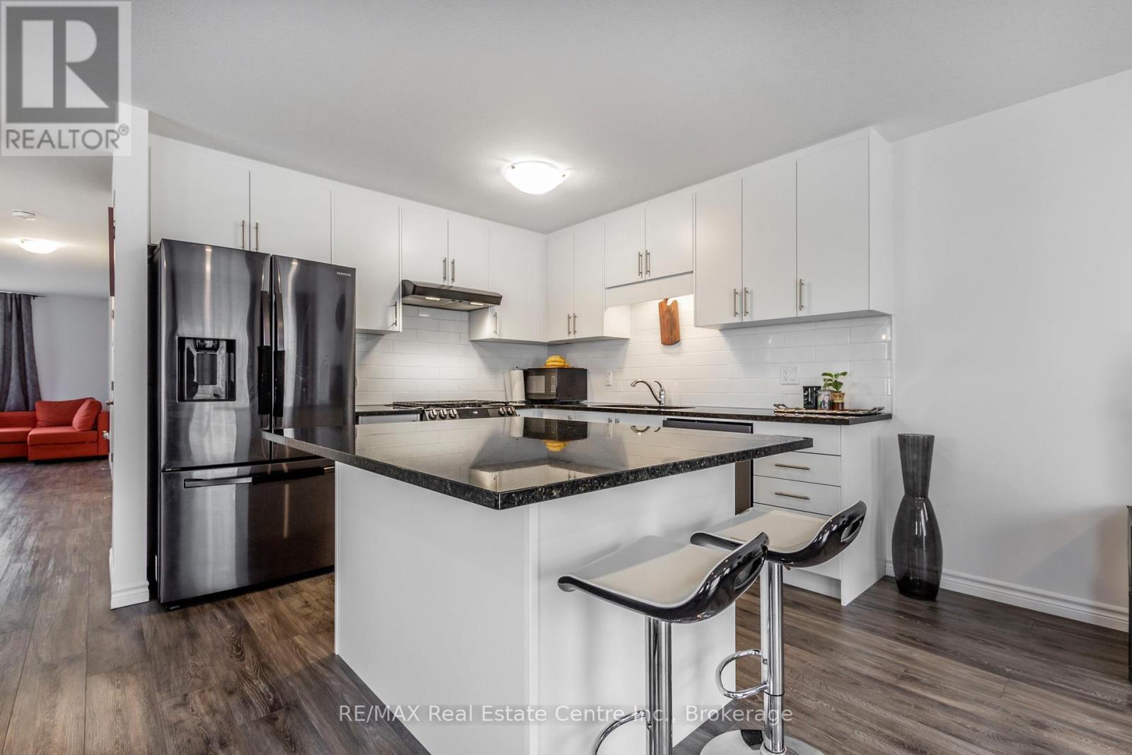 1 - 1 West Mill Street, North Dumfries, Ontario  N0B 1E0 - Photo 10 - X12958064