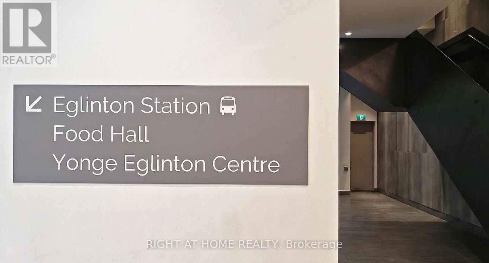 Upper - 6 Eglinton Avenue E, Toronto, Ontario  M4P 1A6 - Photo 13 - C13015464