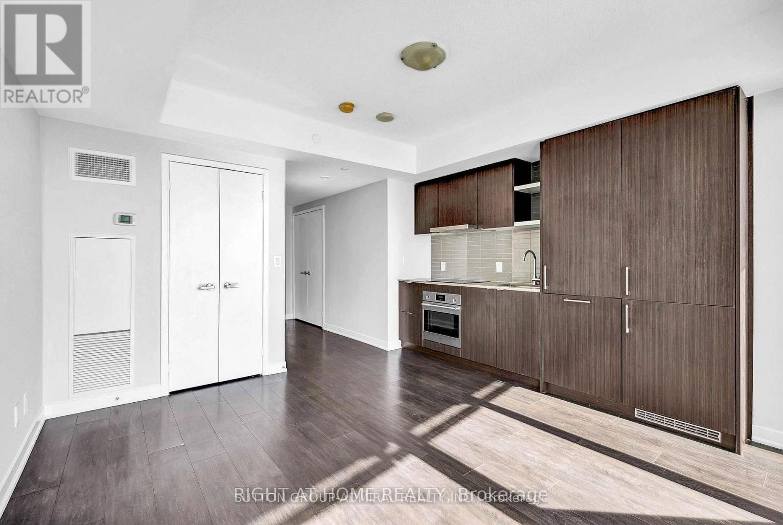 4708 - 100 Harbour Street, Toronto, Ontario  M5J 0B5 - Photo 5 - C13015480