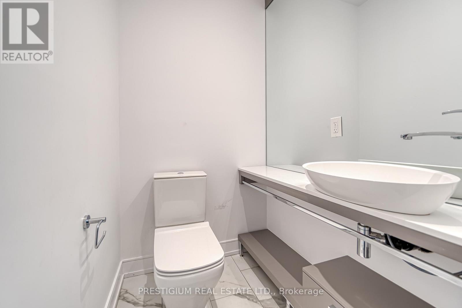 117 Roselawn Avenue, Toronto, Ontario  M4R 1E7 - Photo 19 - C13015488