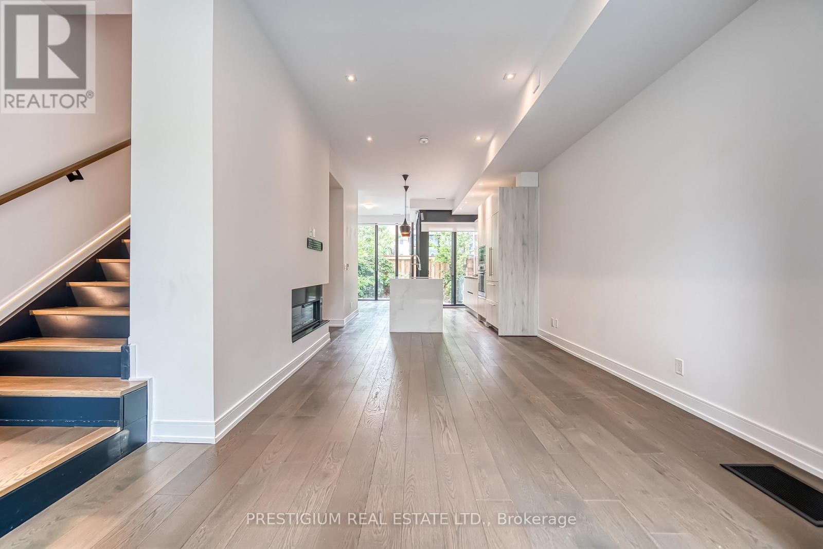 117 Roselawn Avenue, Toronto, Ontario  M4R 1E7 - Photo 5 - C13015488