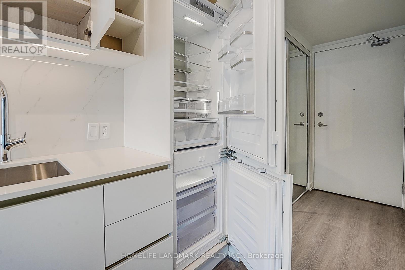 2701 - 8 Wellesley Street W, Toronto, Ontario  M4Y 0J5 - Photo 13 - C13015494