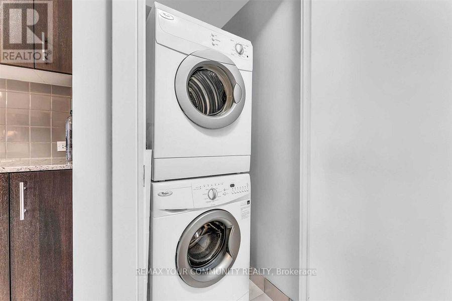 2409 - 255 Village Green Square, Toronto, Ontario  M1S 0L7 - Photo 5 - E13015492