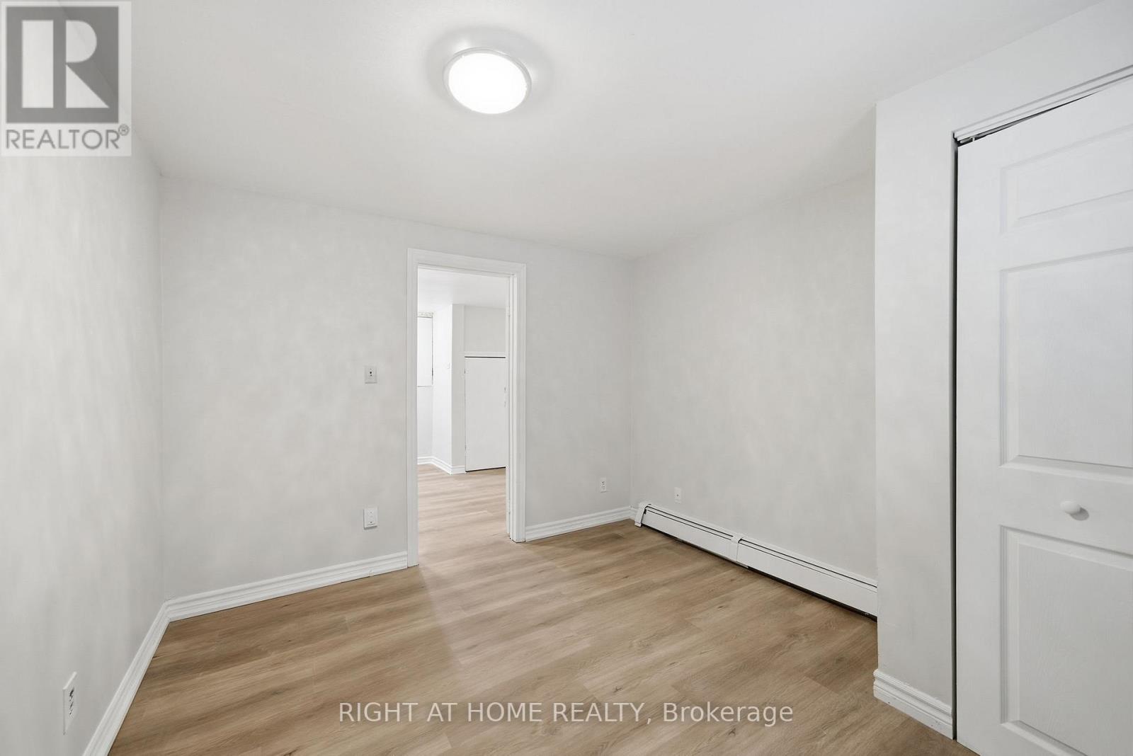 708 Carnegie Avenue, Oshawa (Centennial), Ontario  L1G 4R6 - Photo 31 - E13015510