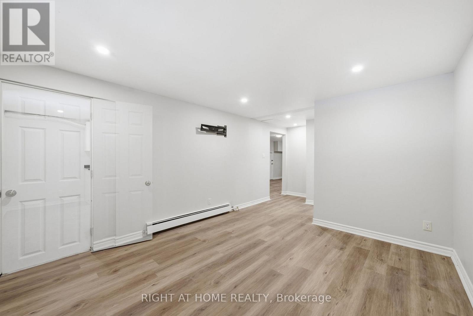 708 Carnegie Avenue, Oshawa (Centennial), Ontario  L1G 4R6 - Photo 35 - E13015510