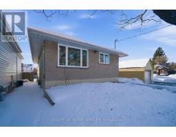 708 CARNEGIE AVENUE, Oshawa, Ontario