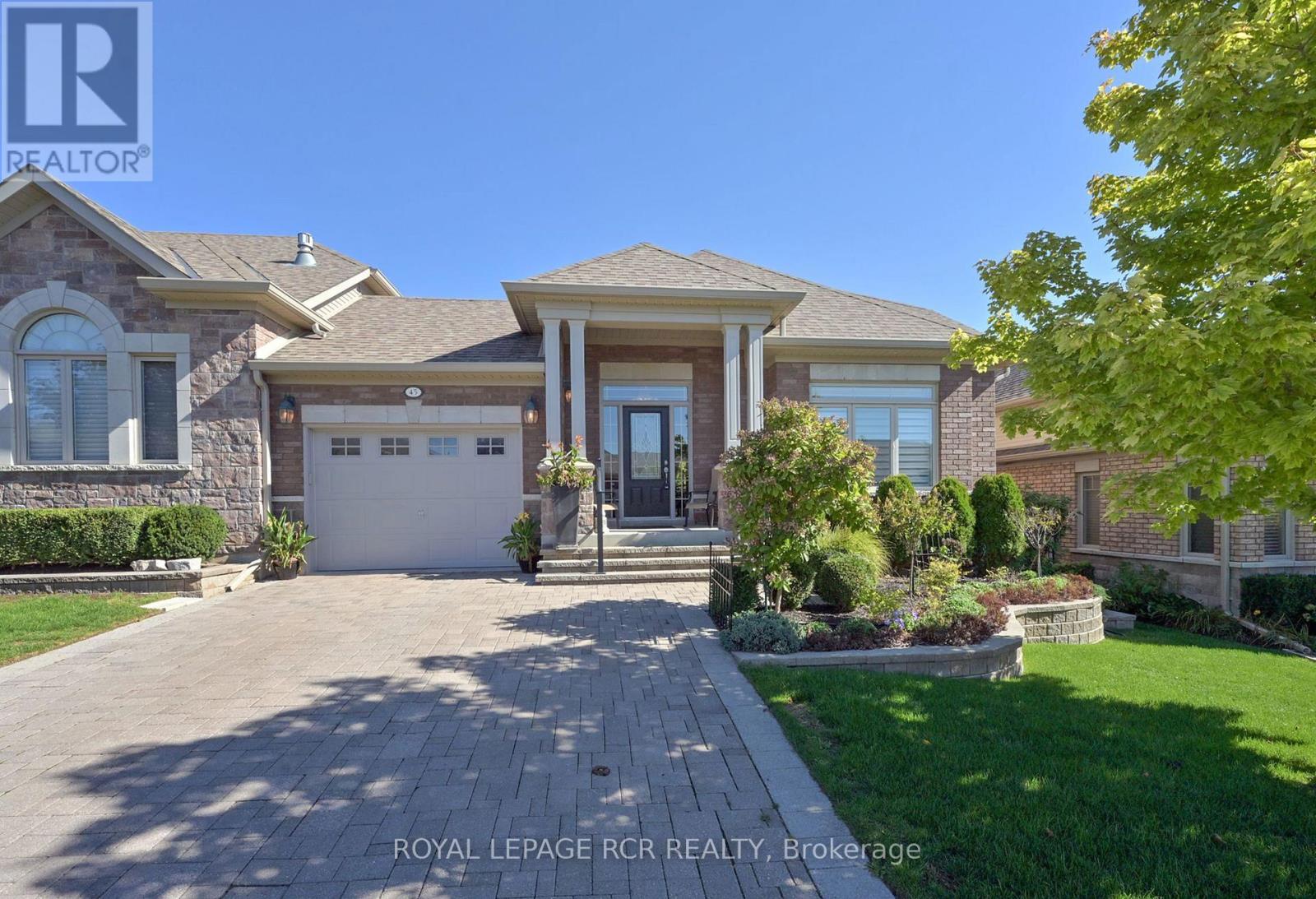 45 HILLCREST DRIVE, New Tecumseth, Ontario