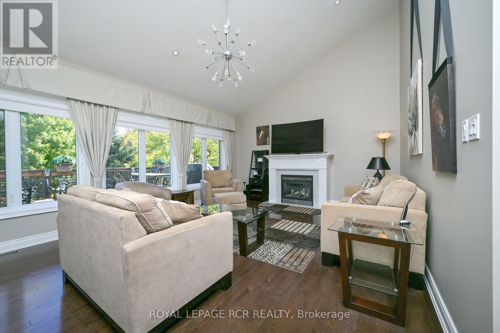 45 Hillcrest Drive, New Tecumseth, Ontario  L9R 0N4 - Photo 4 - N12686984