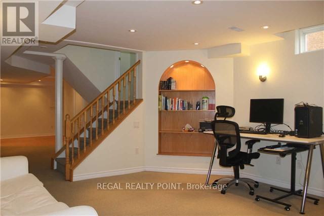 202 Red Maple Road, Richmond Hill, Ontario  L4B 4S8 - Photo 9 - N13015468