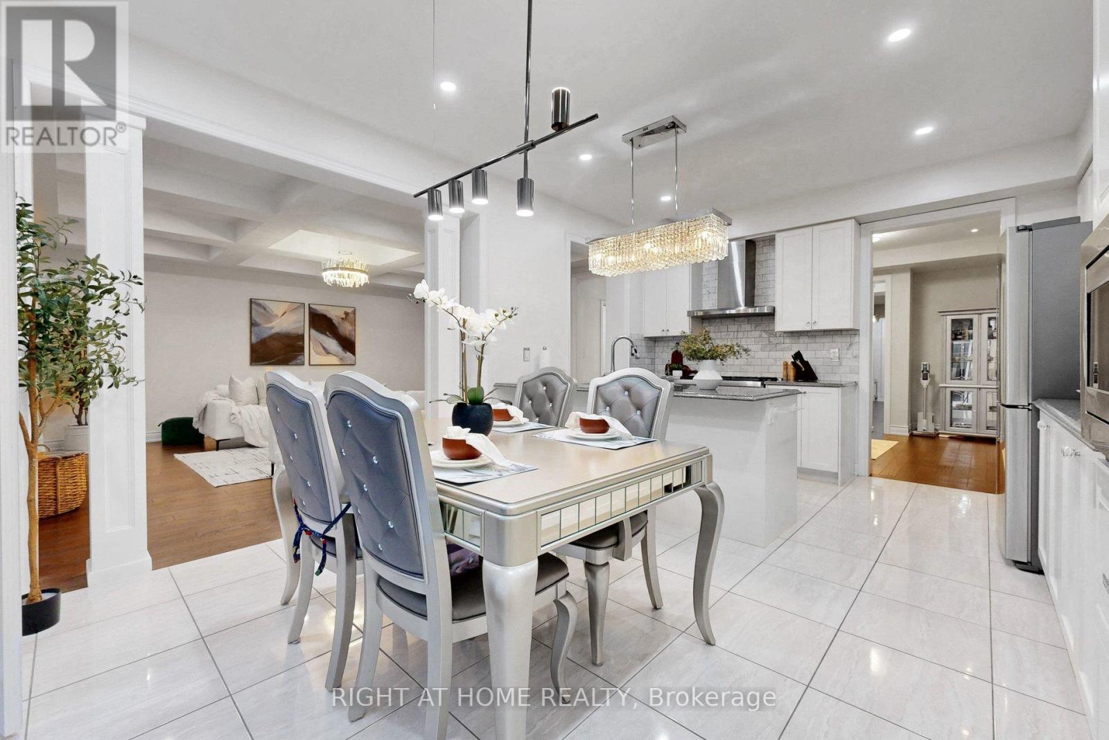 496 Mactier Drive, Vaughan (Kleinburg), Ontario  L4H 4T8 - Photo 13 - N13015476