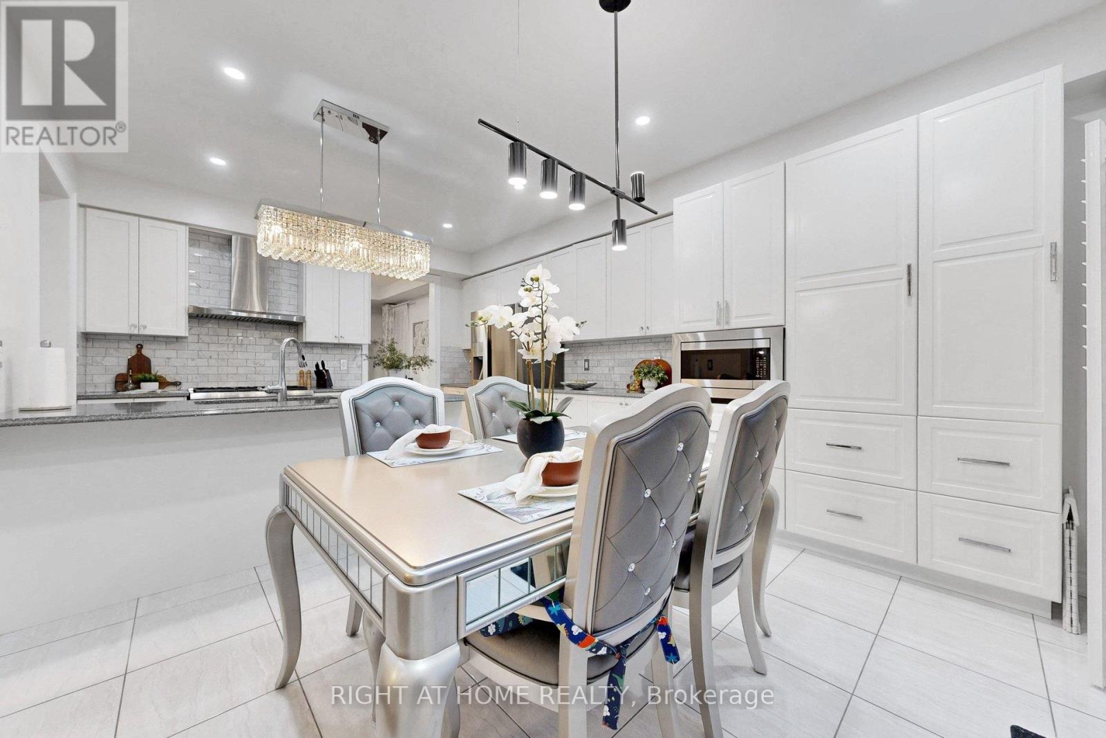 496 Mactier Drive, Vaughan (Kleinburg), Ontario  L4H 4T8 - Photo 14 - N13015476