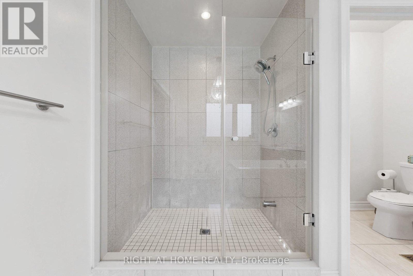 496 Mactier Drive, Vaughan (Kleinburg), Ontario  L4H 4T8 - Photo 33 - N13015476