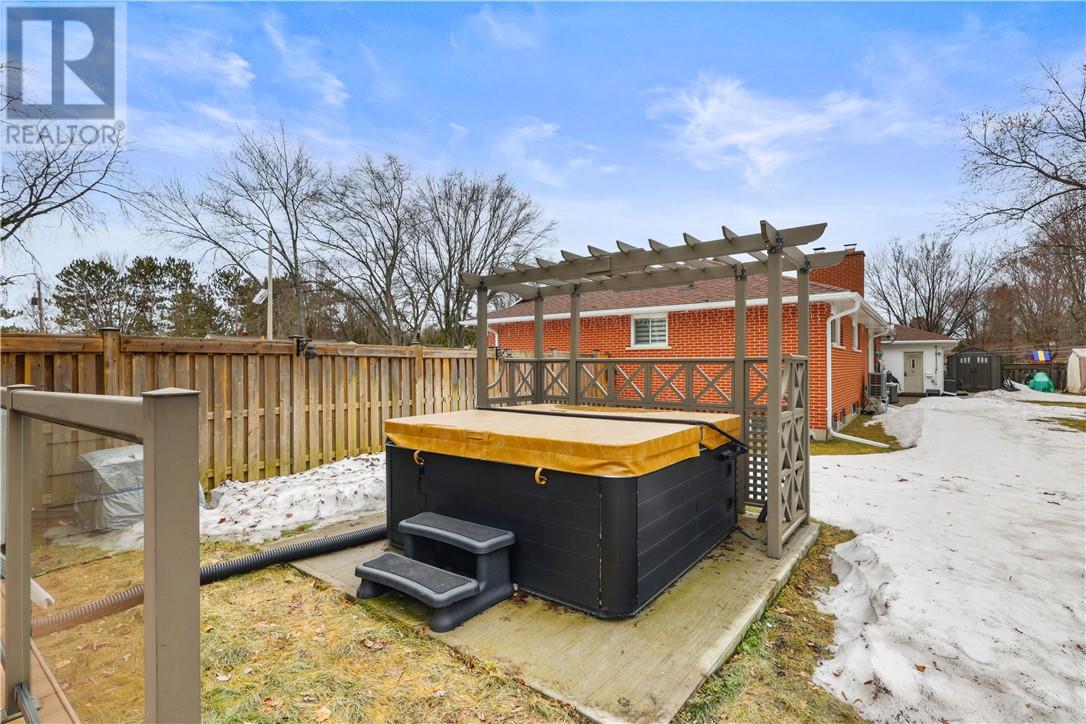 247 Spanish River Drive, Espanola, Ontario  P5E 1A2 - Photo 5 - 2127198