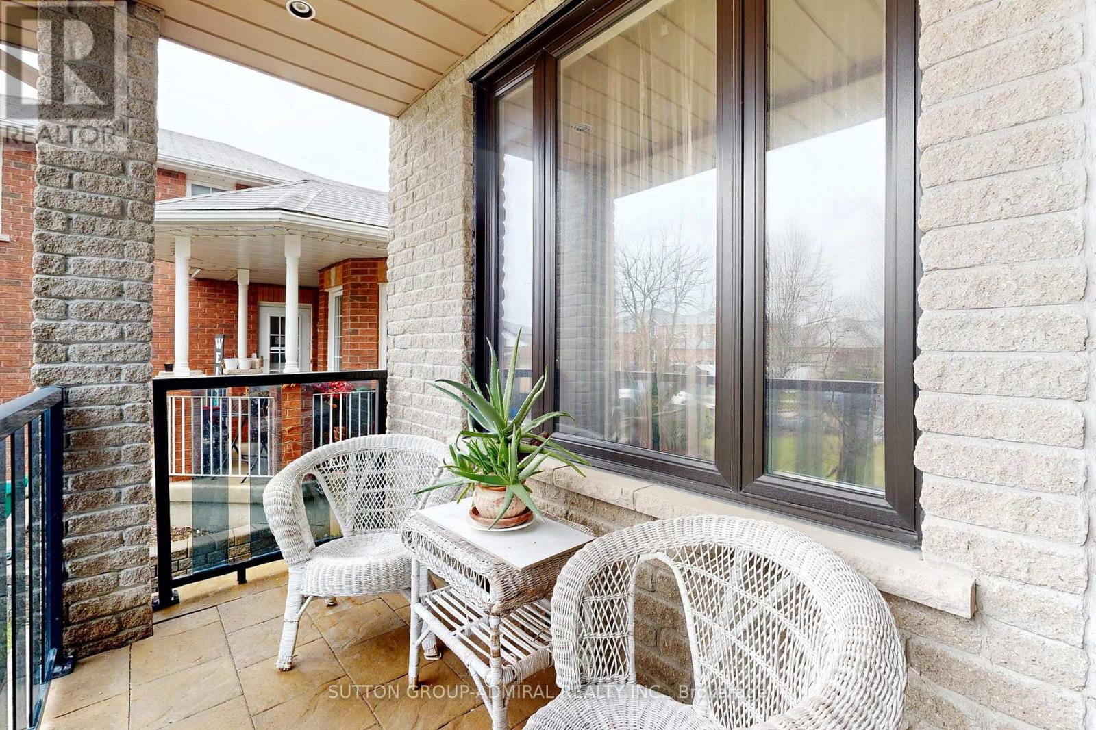 32 Stephanie Lane, Barrie (Painswick South), Ontario  L4N 0V1 - Photo 2 - S13015516