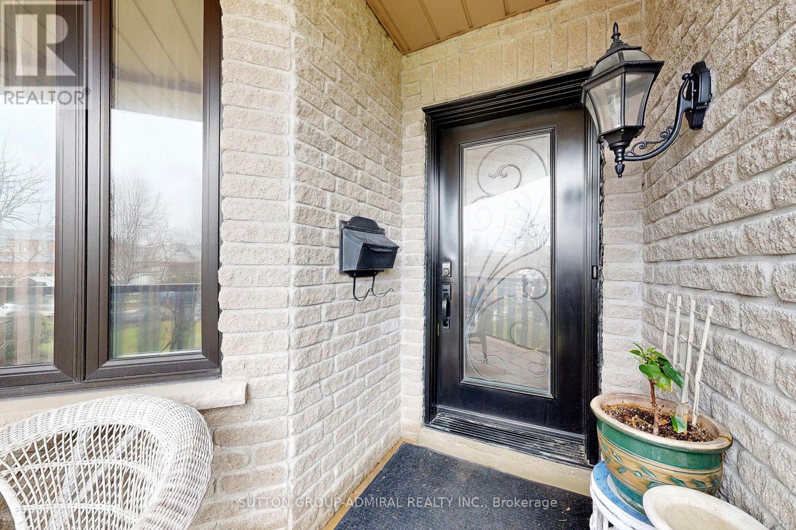 32 Stephanie Lane, Barrie (Painswick South), Ontario  L4N 0V1 - Photo 3 - S13015516