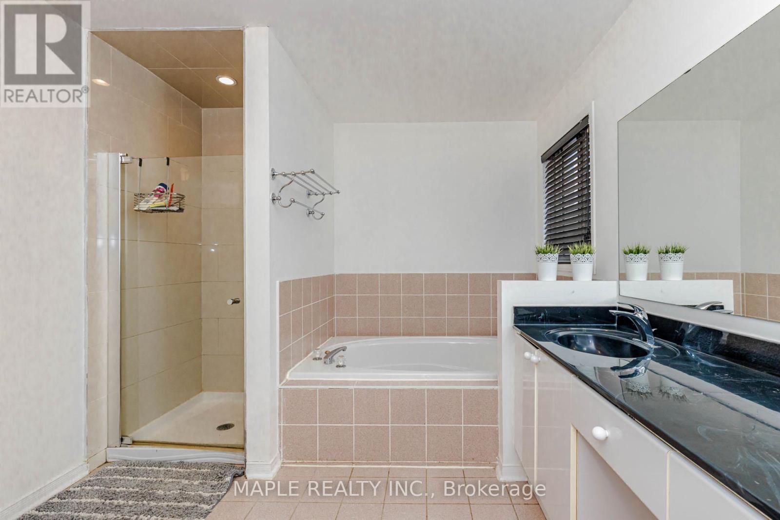 22 Squirreltail Way, Brampton, Ontario  L6R 1X4 - Photo 32 - W13015506