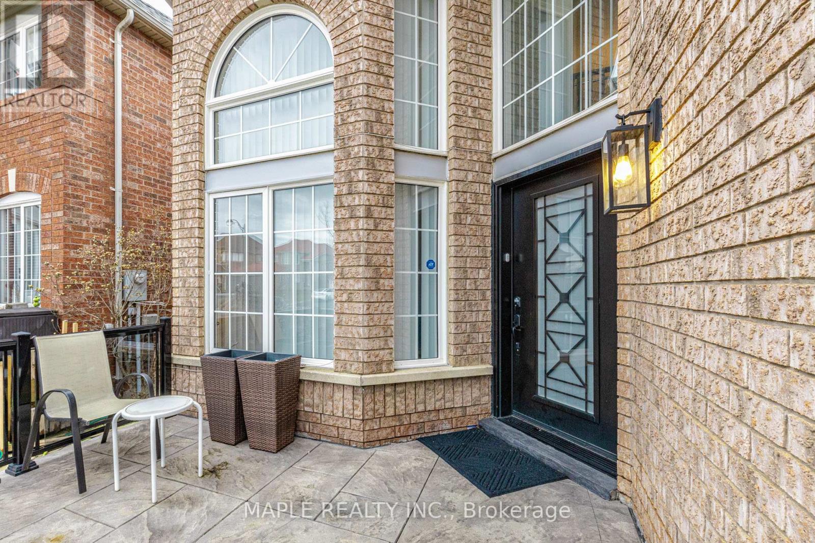 22 Squirreltail Way, Brampton, Ontario  L6R 1X4 - Photo 4 - W13015506