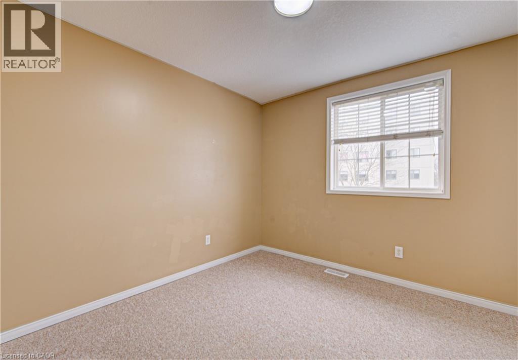 12 Holborn Drive Unit# A8, Kitchener, Ontario  N2A 0A4 - Photo 32 - 40810515