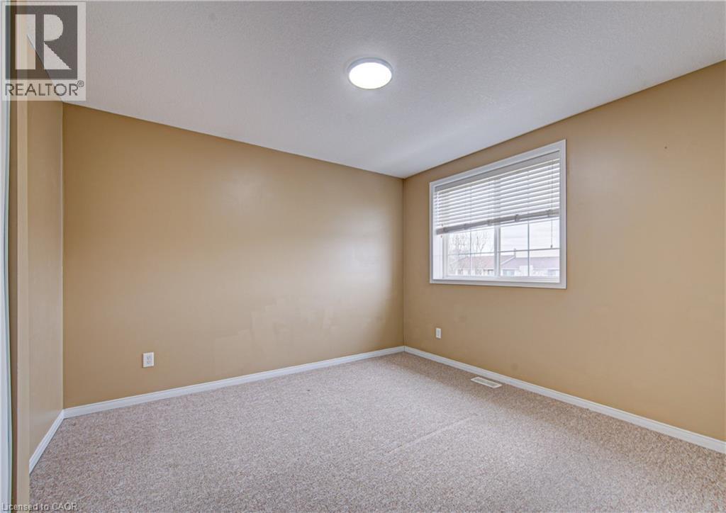 12 Holborn Drive Unit# A8, Kitchener, Ontario  N2A 0A4 - Photo 36 - 40810515
