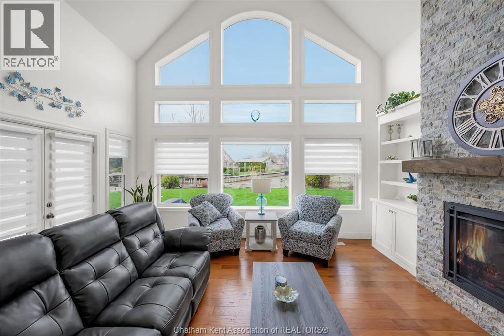 18334 Marine Park Drive, Rondeau Bay Estates, Ontario  N0P 1X0 - Photo 11 - 26007645