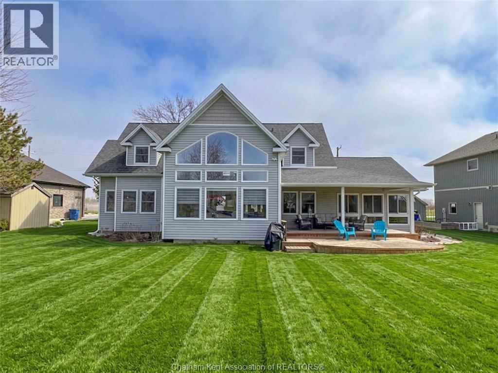 18334 Marine Park Drive, Rondeau Bay Estates, Ontario  N0P 1X0 - Photo 2 - 26007645