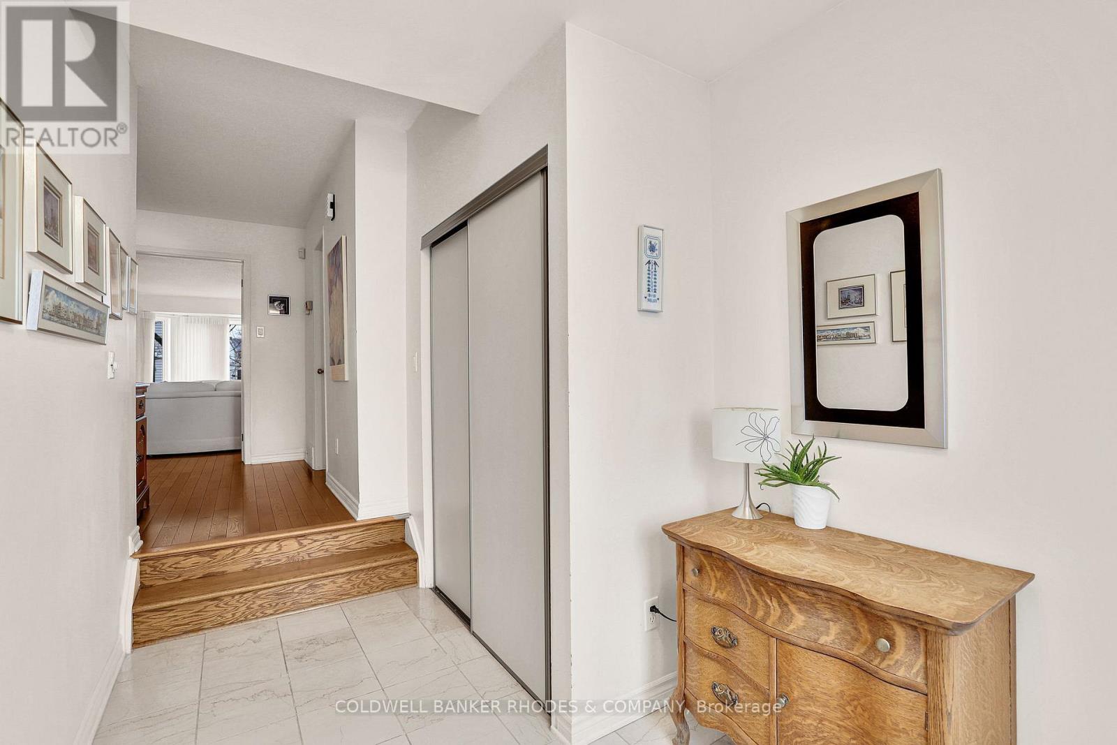 73 Bramblegrove Crescent, Ottawa, Ontario  K1T 3E6 - Photo 3 - X13015542