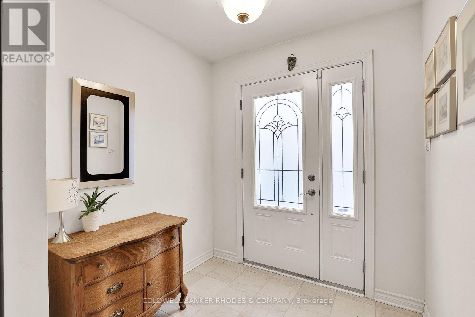 73 Bramblegrove Crescent, Ottawa, Ontario  K1T 3E6 - Photo 4 - X13015542