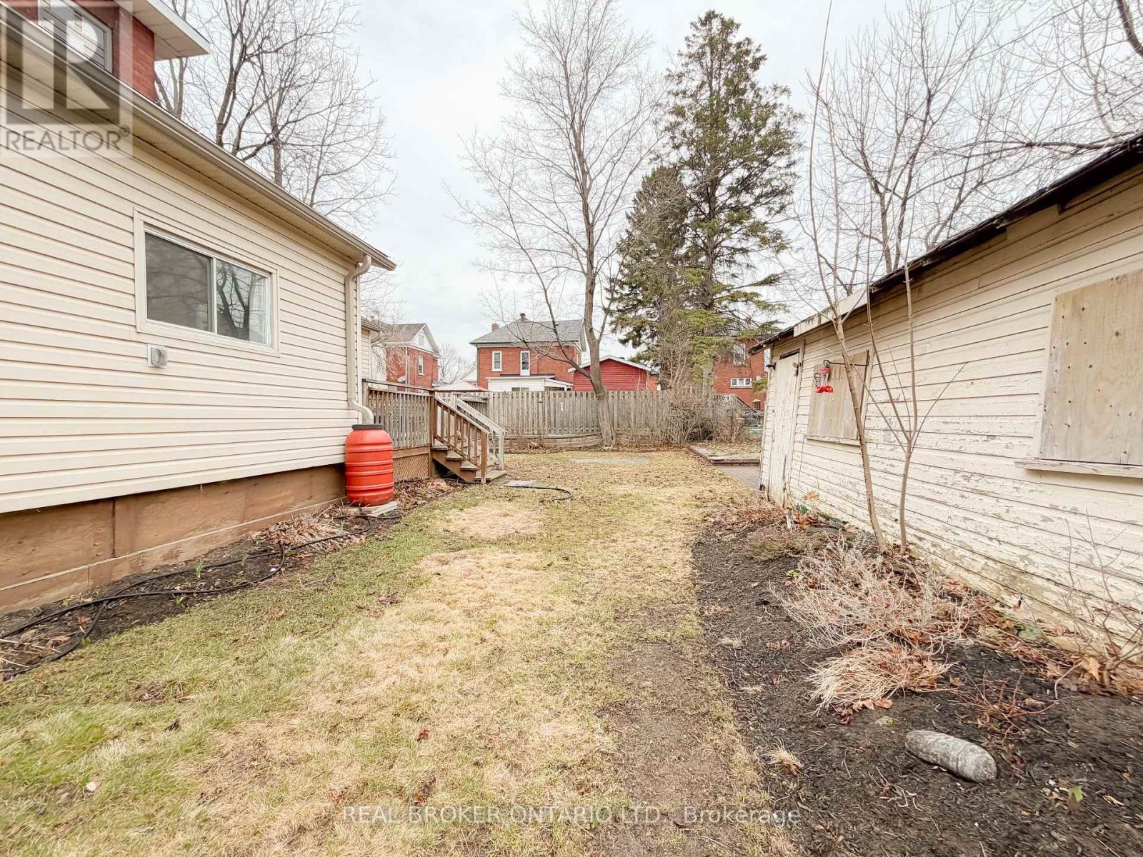 B - 143 Elmsley Street N, Smiths Falls, Ontario  K7A 2H6 - Photo 26 - X13015548