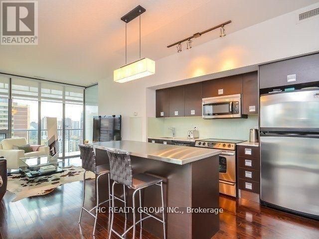 1911 - 33 Charles Street E, Toronto, Ontario  M4Y 0A2 - Photo 3 - C13015546