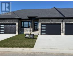 10 - 32 POSTMA CRESCENT, North Middlesex, Ontario