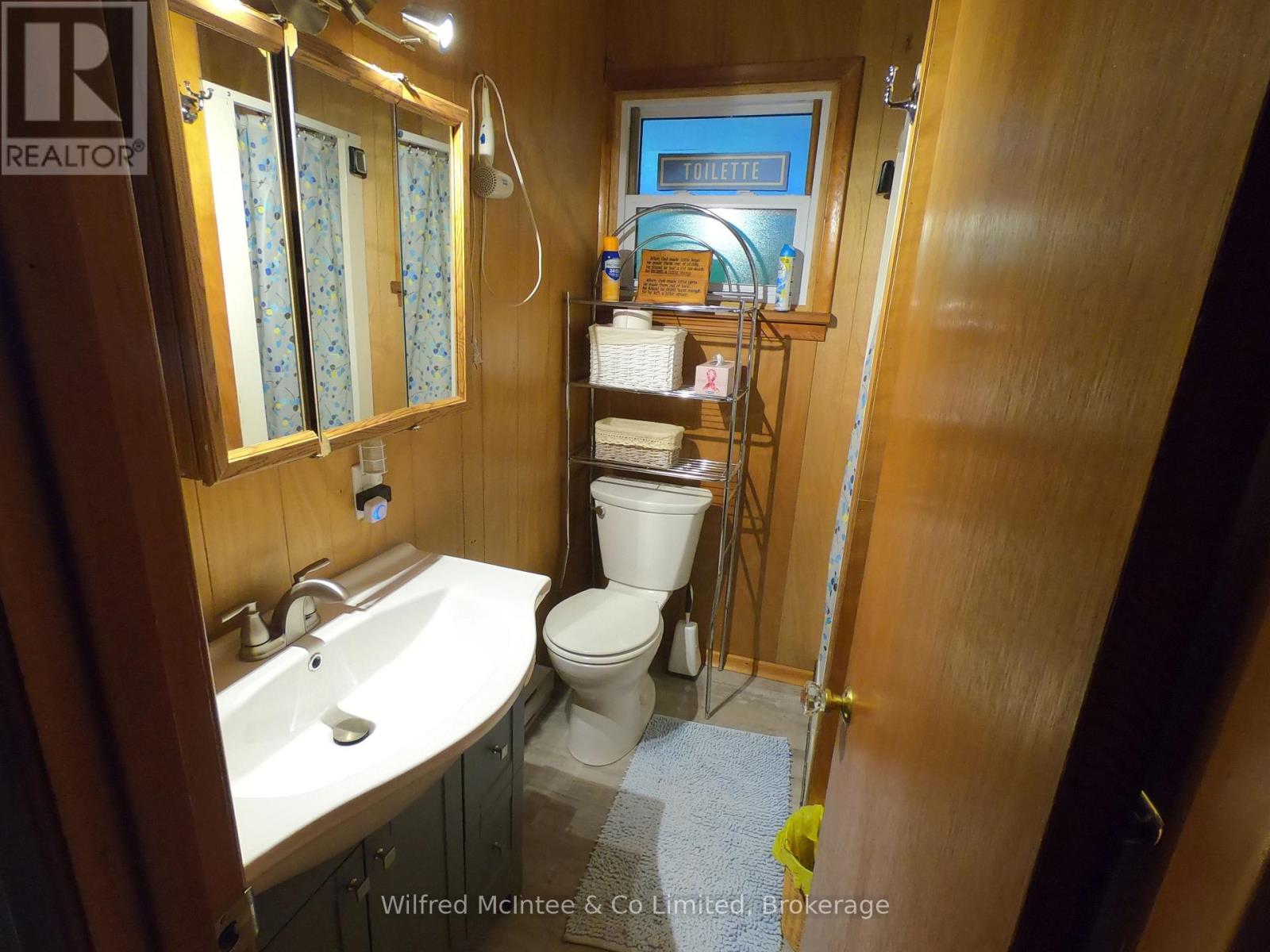 47 Sog Je Wa Sa Drive, Native Leased Lands, Ontario  N0H 2G0 - Photo 14 - X13015540